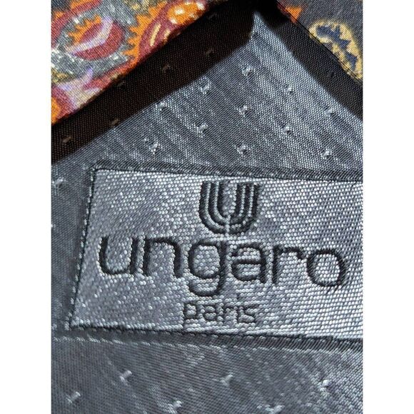 Ungaro Paris Men's Dark Gray Silk Cornucopia Print Necktie - Picture 3 of 5